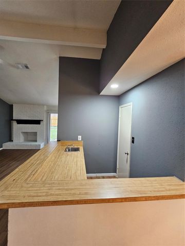 5031 Whispering Falls Drive, Houston, TX 77084