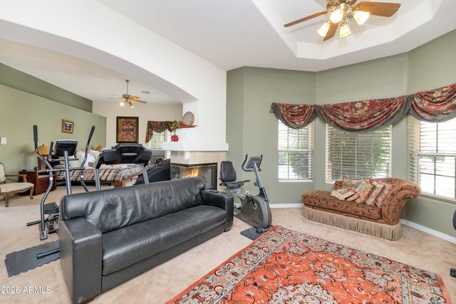 10453 E LAUREL Lane, Scottsdale, AZ 85259