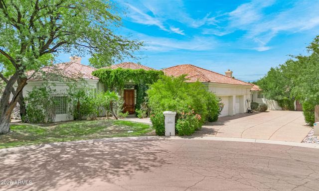 10453 E LAUREL Lane, Scottsdale, AZ 85259