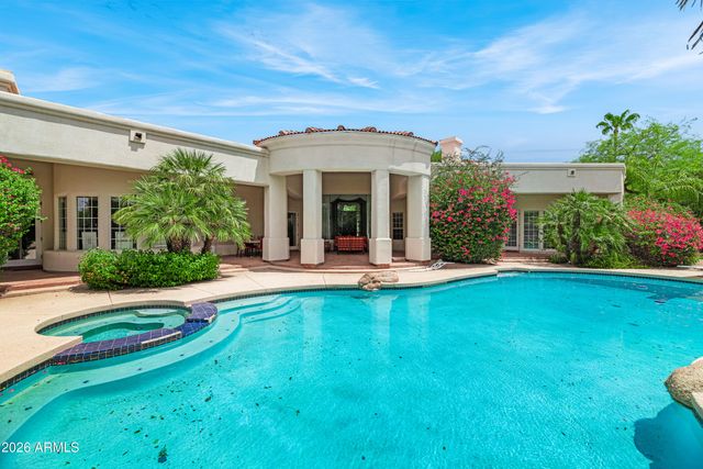 10453 E LAUREL Lane, Scottsdale, AZ 85259