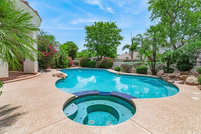 10453 E LAUREL Lane, Scottsdale, AZ 85259