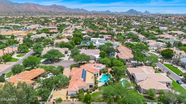 10453 E LAUREL Lane, Scottsdale, AZ 85259