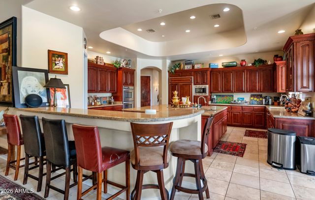 10453 E LAUREL Lane, Scottsdale, AZ 85259