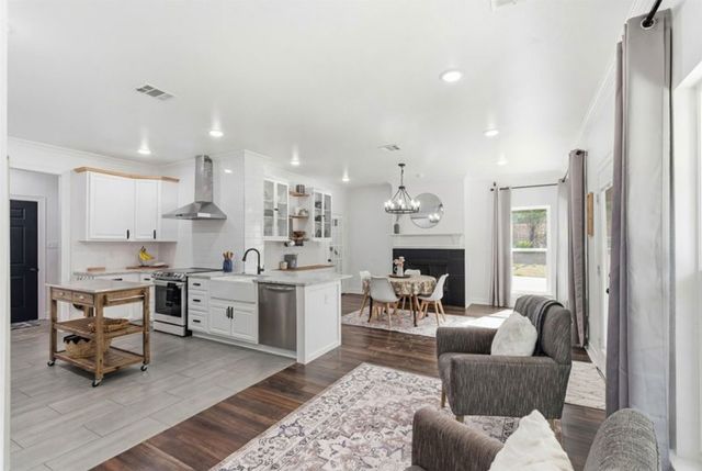 330 Pecan Hollow Circle, Anna, TX 75409