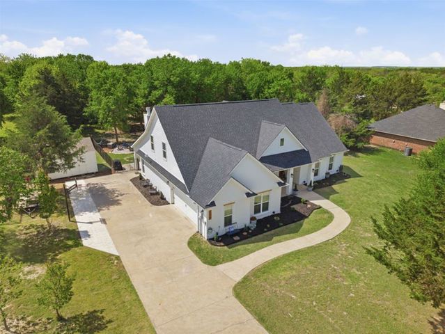 330 Pecan Hollow Circle, Anna, TX 75409
