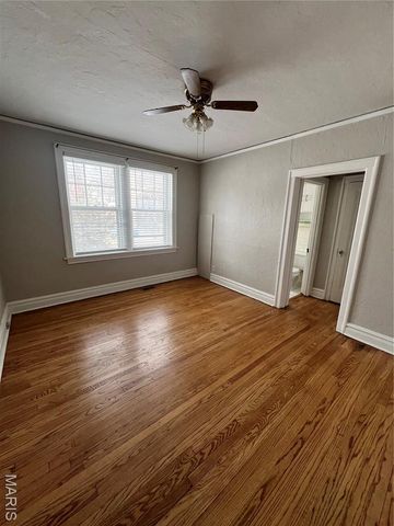 7080 Mitchell Avenue, Richmond Heights, MO 63117