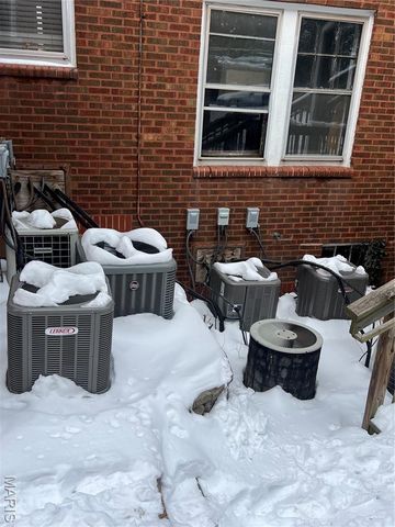 7080 Mitchell Avenue, Richmond Heights, MO 63117