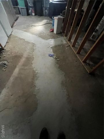 7080 Mitchell Avenue, Richmond Heights, MO 63117