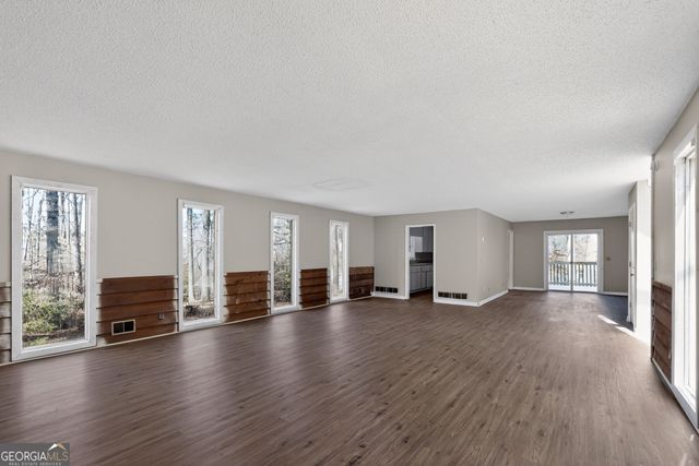 316 Jennys Row, Woodstock, GA 30189