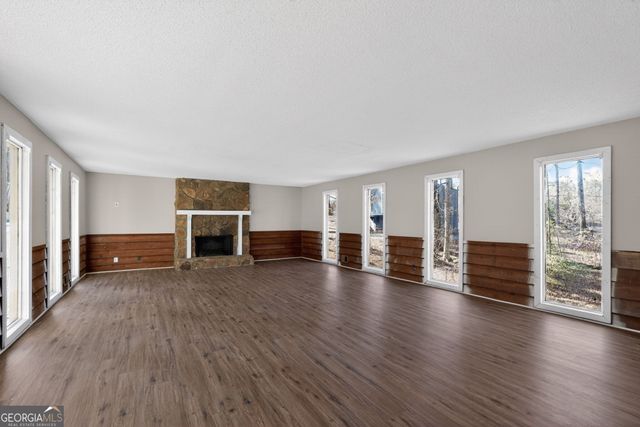 316 Jennys Row, Woodstock, GA 30189