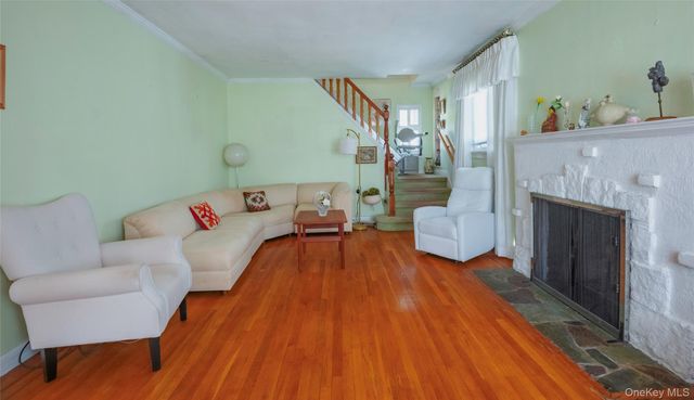 141-27 Coolidge Avenue, Briarwood, NY 11435