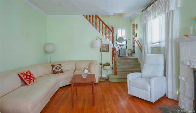 141-27 Coolidge Avenue, Briarwood, NY 11435