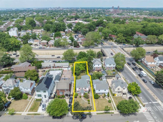 141-27 Coolidge Avenue, Briarwood, NY 11435
