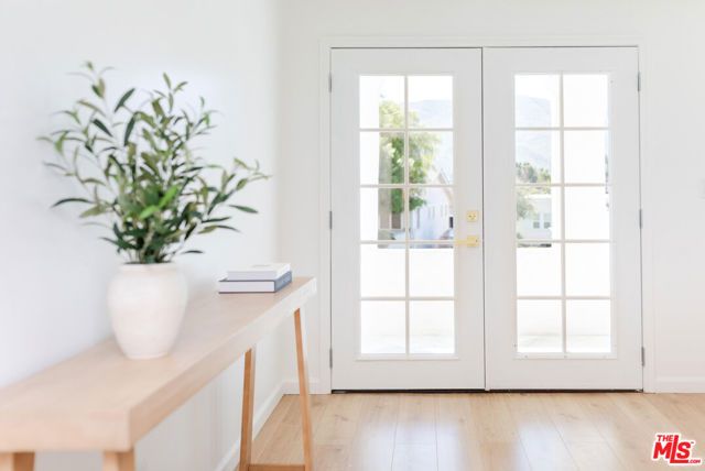 919 E Virginia Terrace, Santa Paula, CA 93060