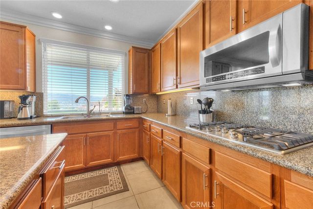 41403 Mackenzie Court, Murrieta, CA 92562