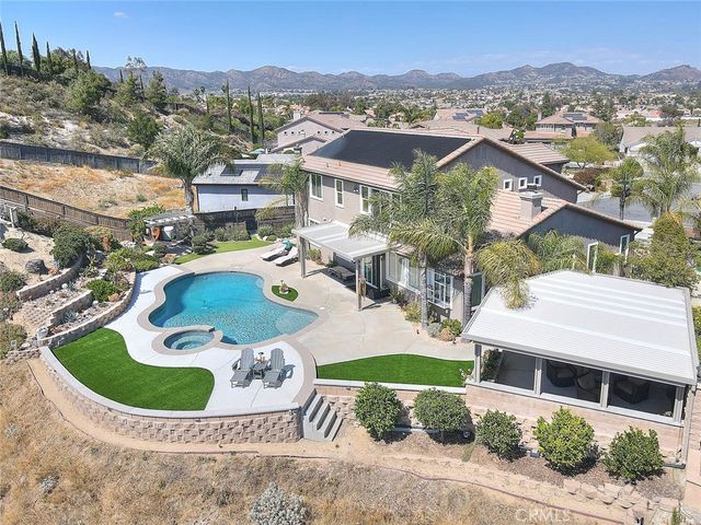 41403 Mackenzie Court, Murrieta, CA 92562