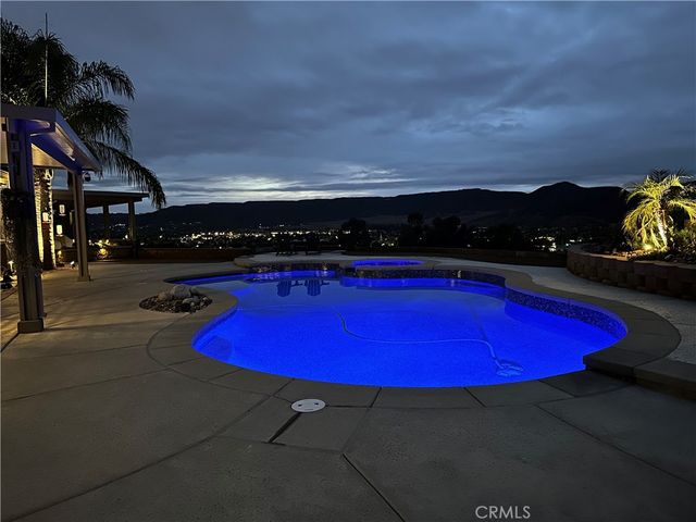 41403 Mackenzie Court, Murrieta, CA 92562