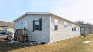 11778 Village Pines Court, Green Oak Township, MI 48178