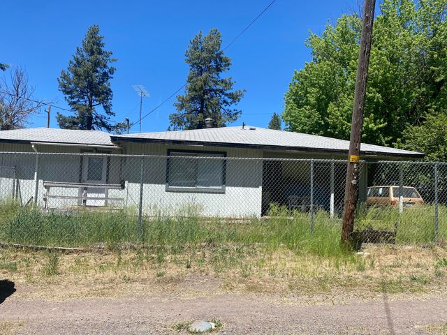 212 Chocktoot Street, Chiloquin, OR 97624