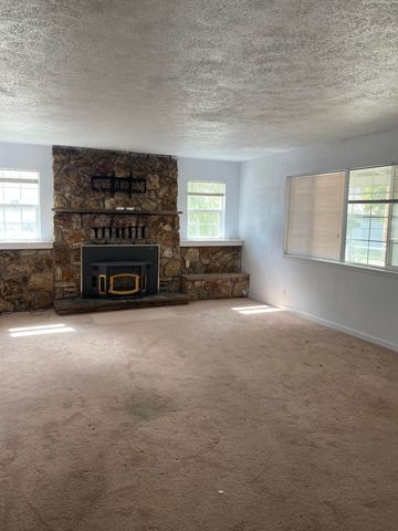 212 Chocktoot Street, Chiloquin, OR 97624