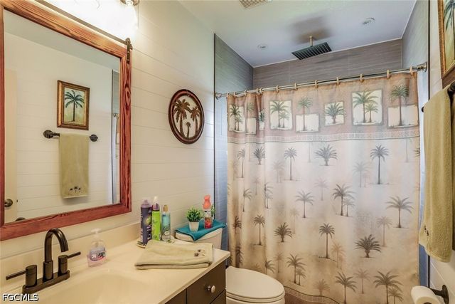 920 NW 3rd AVE, Cape Coral, FL 33993