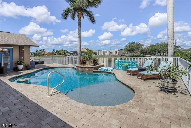 920 NW 3rd AVE, Cape Coral, FL 33993