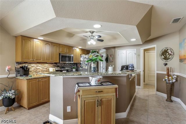 920 NW 3rd AVE, Cape Coral, FL 33993