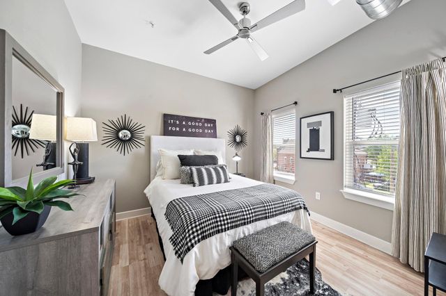 1011 Studemont Street 210, Houston, TX 77007