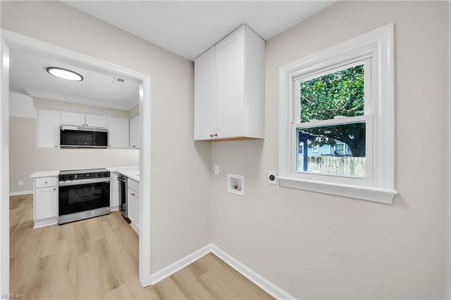 708 Colony DR, Chesapeake, VA 23322