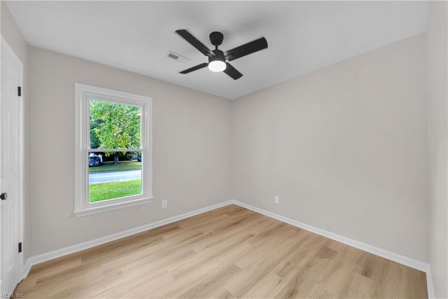 708 Colony DR, Chesapeake, VA 23322