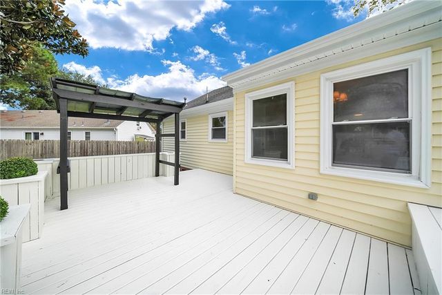 708 Colony DR, Chesapeake, VA 23322