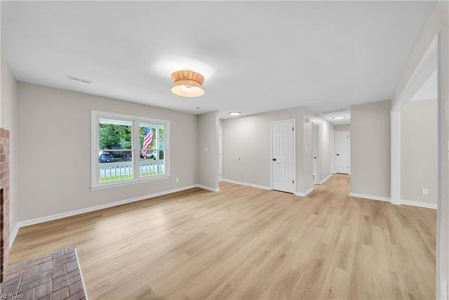 708 Colony DR, Chesapeake, VA 23322
