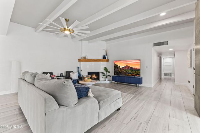 7258 E LOMA Lane, Scottsdale, AZ 85258