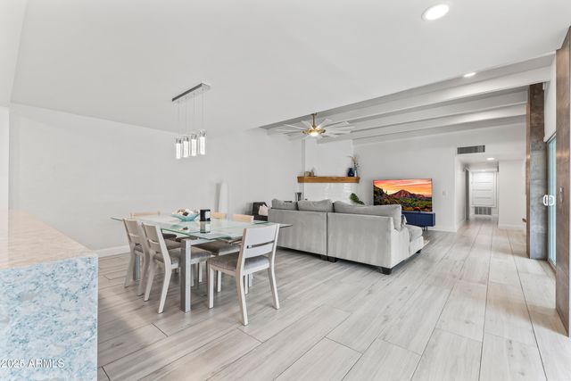 7258 E LOMA Lane, Scottsdale, AZ 85258