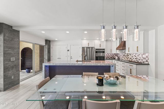 7258 E LOMA Lane, Scottsdale, AZ 85258