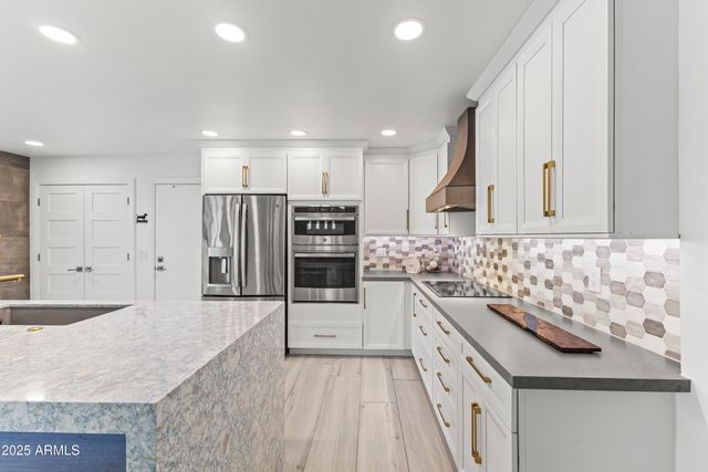 7258 E LOMA Lane, Scottsdale, AZ 85258