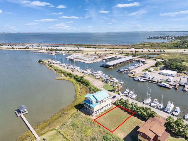 508 91st Street, Galveston, TX 77554