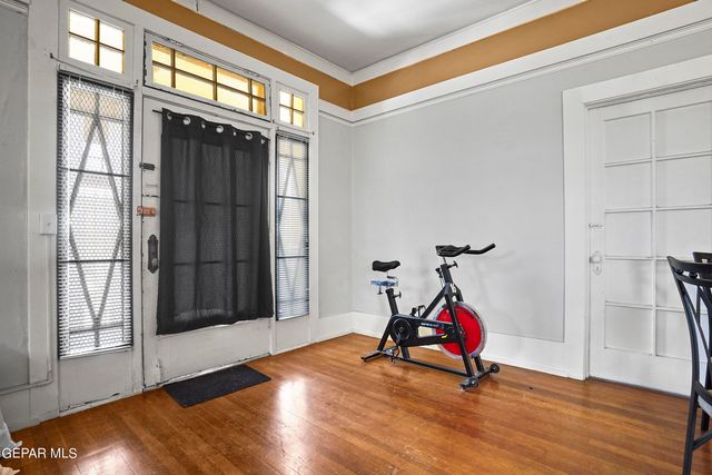 1207 E Rio Grande Avenue, El Paso, TX 79902