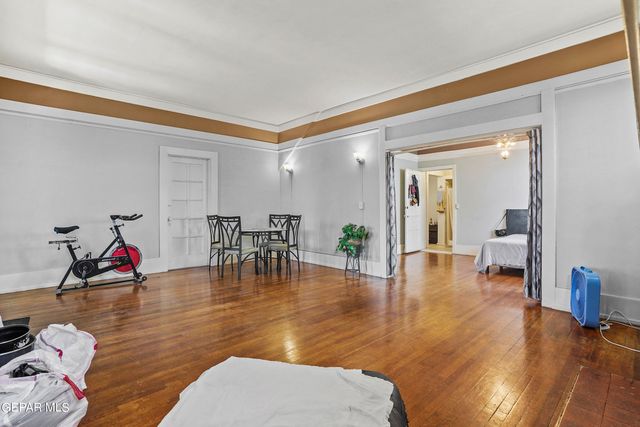 1207 E Rio Grande Avenue, El Paso, TX 79902