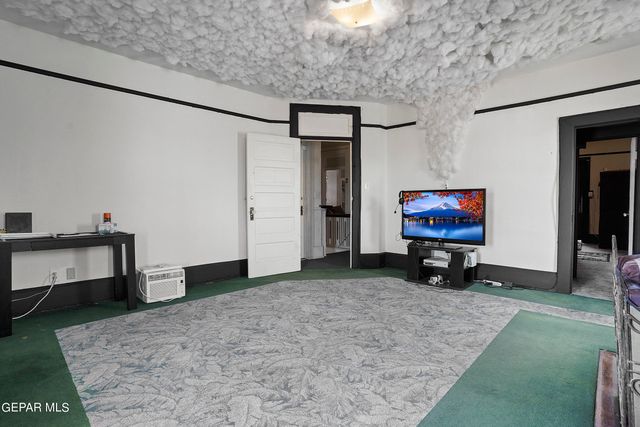 1207 E Rio Grande Avenue, El Paso, TX 79902