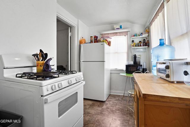 1207 E Rio Grande Avenue, El Paso, TX 79902