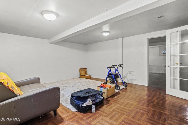 1207 E Rio Grande Avenue, El Paso, TX 79902