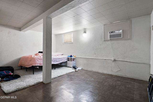 1207 E Rio Grande Avenue, El Paso, TX 79902