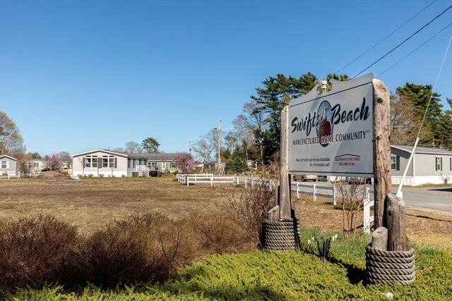 8 Swifts Beach Road 33, Wareham, MA 02571