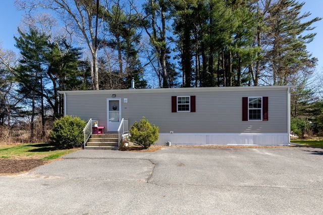 8 Swifts Beach Road 33, Wareham, MA 02571