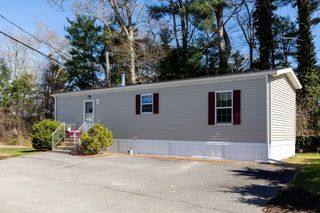 8 Swifts Beach Road 33, Wareham, MA 02571