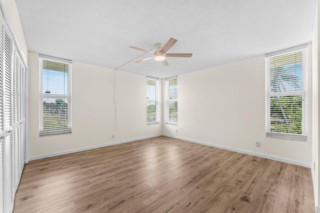 3100 NE 48th Court 415, Lighthouse Point, FL 33064