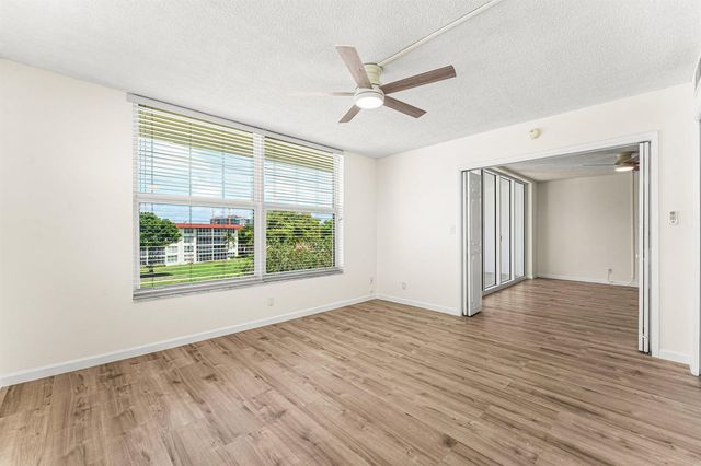 3100 NE 48th Court 415, Lighthouse Point, FL 33064