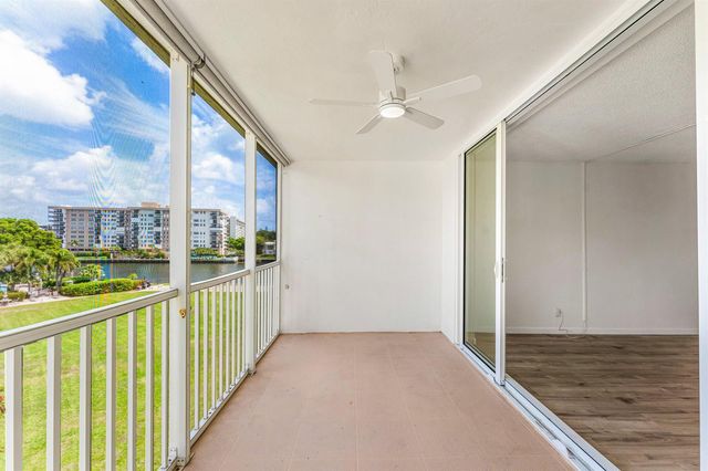 3100 NE 48th Court 415, Lighthouse Point, FL 33064