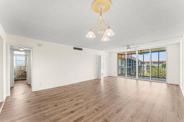 3100 NE 48th Court 415, Lighthouse Point, FL 33064